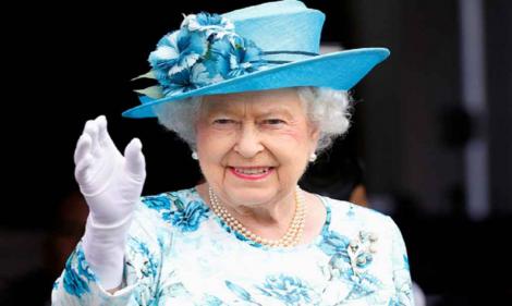 Ce a făcut Regina Elisabeta a II-a după ce s-a aflat că a fost operată de cataractă