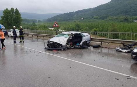 Accident teribil în Bulgaria, în care au fost implicați români! Un bărbat a murit, iar soția și copilului lui sunt în comă!