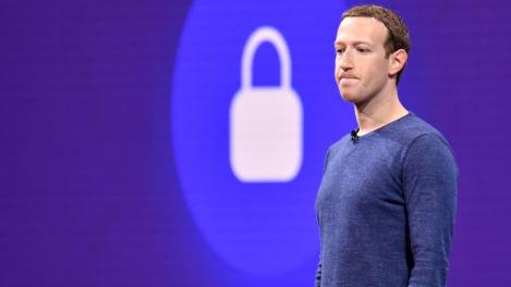 Facebook nu scapă de Cambridge Analytica! O nouă amendă primită de gigantul social media!