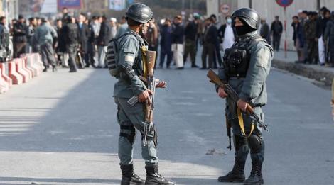 ATENTAT sinucigaș la Kabul, chiar în fața unui minister! Zece persoane au murit și alte 15 sunt rănite!
