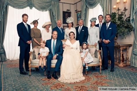 Fotografiile oficiale de la botezul prințului Louis au fost publicate. Frații lui fac deliciul imaginilor! Cum au fost surprinși. GALERIE FOTO