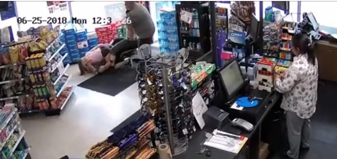 VIDEO Viral. Au vrut să comită JAFUL SECOLULUI...rezultatul a st&acirc;rnit HOHOTE de r&acirc;s &icirc;n TOATĂ LUMEA