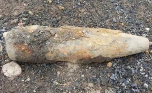 ALERTĂ! A fost descoperit un proiectil de tun neexplodat! Localitatea care se afla &icirc;n pericol