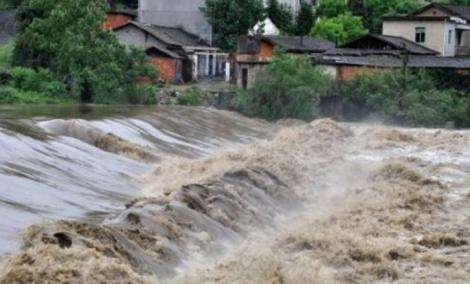 Ploile torențiale fac ravagii în țară! Anunțul de ULTIMĂ ORĂ: Cod galben de inundaţii pe mai multe râuri