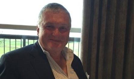 A emigrat &icirc;n S.U.A. cand avea doar 10 ani. Acum se poate &icirc;ntoarce &icirc;ntr-o funcție importantă. Adrian Zuckerman, rom&acirc;nul nominalizat de Donald Trump pentru postul de Ambasador al S.U.A. la București!