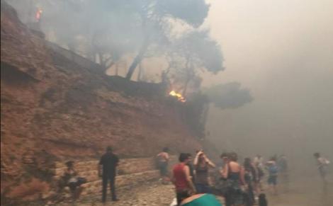 TRAGIC! Bilanțul victimelor incendiilor din Grecia a crescut    