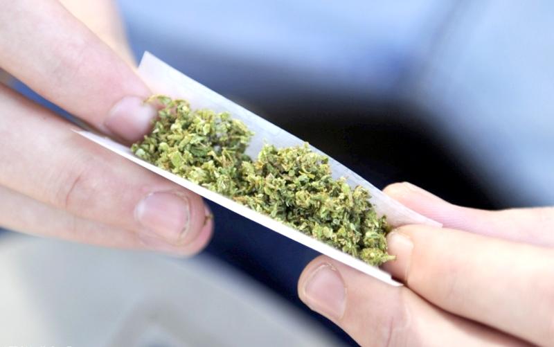 &Icirc;ncă o țară din Europa legalizează canabisul! Marea Britanie: "Va putea fi folosit &icirc;n scop terapeutic"