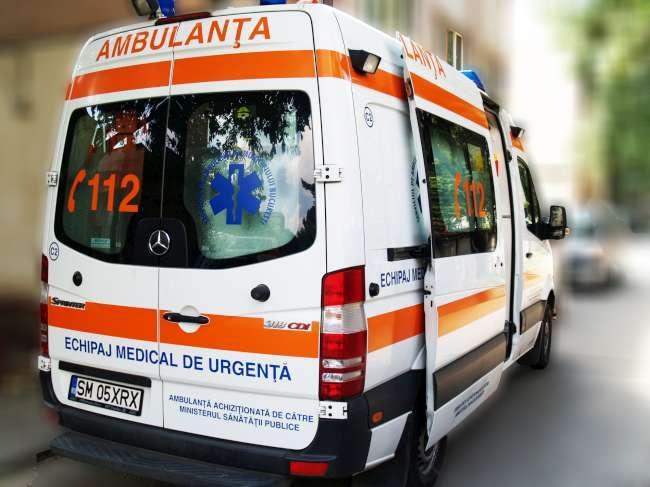 Un t&acirc;năr de 27 de ani, găsit &icirc;nconștient &icirc;n mașină, &icirc;n D&acirc;mbovița! Medicii ajunși la fața locului n-au mai putut face nimic! Ce au găsit polițiștii l&acirc;ngă el