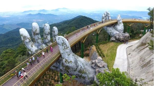 [VIDEO] Imaginile care &icirc;ți vor tăia respirația! &Icirc;n ce colț de lume există o asemenea frumusețe?