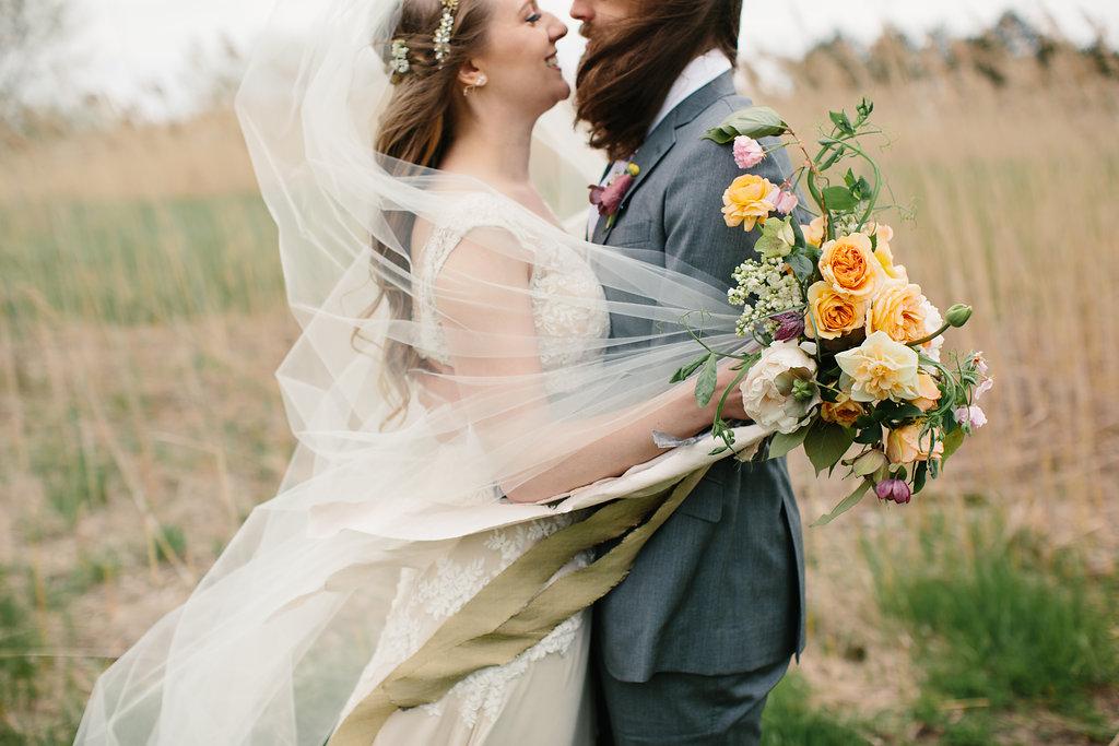 Visele noastre, adevărate porți către subconștient! Ce &icirc;nseamnă dacă visezi nuntă sau &icirc;mbrăcată &icirc;n rochie de mireasă