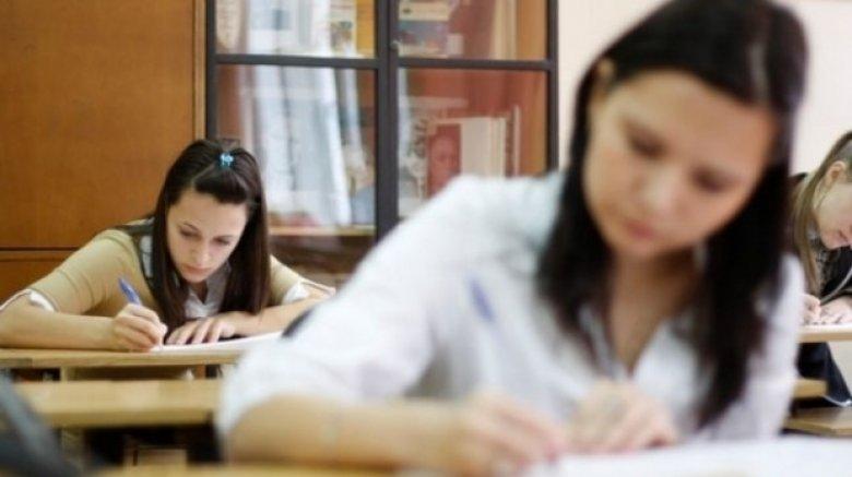 Schimbări importante &icirc;n &icirc;nvăţăm&acirc;nt. Noutăţile de care orice elev trebuie să aibă habar: Ce se va &icirc;nt&acirc;mpla cu notele de la examene