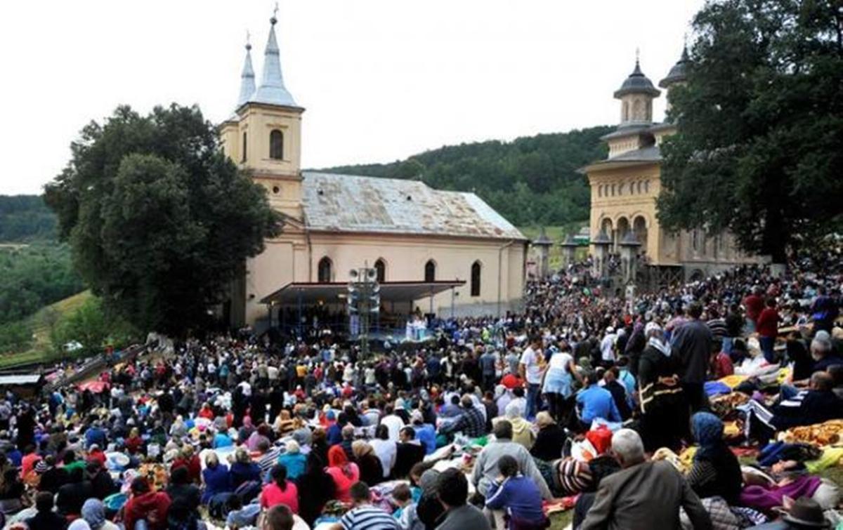Sf&acirc;nta Maria Mare 15 august 2018. Hramuri si pelerinaje &icirc;n Rom&acirc;nia