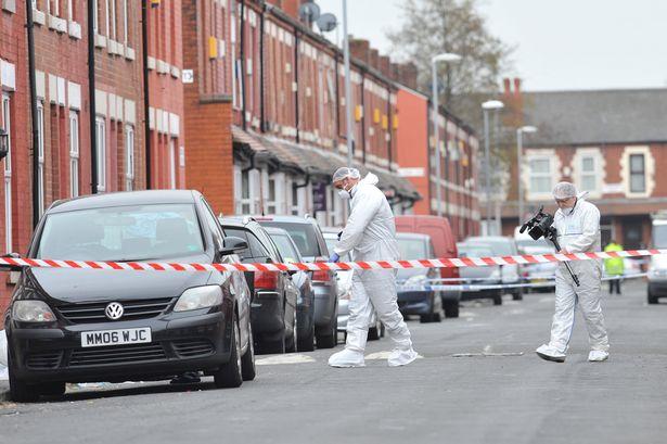 Alertă! Zece persoane au fost SPITALIZATE după ce s-au auzit mai multe focuri de armă!