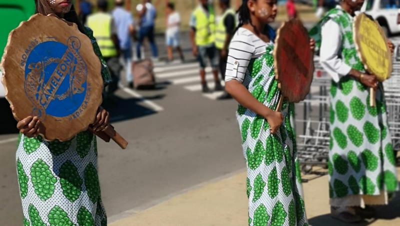 Daniela Crudu a descoperit un nou tip de machiaj în Madagascar