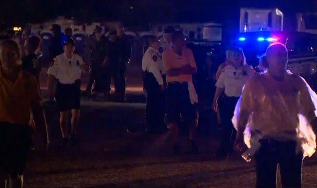 Vremea severă continuă să facă victime! Cel puţin 14 persoane au ajuns la spital după o furtună puternică la un concert