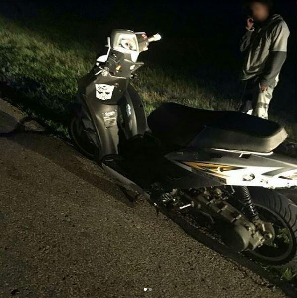 Cursă PERICULOASĂ pe autostradă! A mers 200 de km folosind telefonul pe post de far. Ce au mai descoperit polițiștii c&acirc;nd l-au oprit