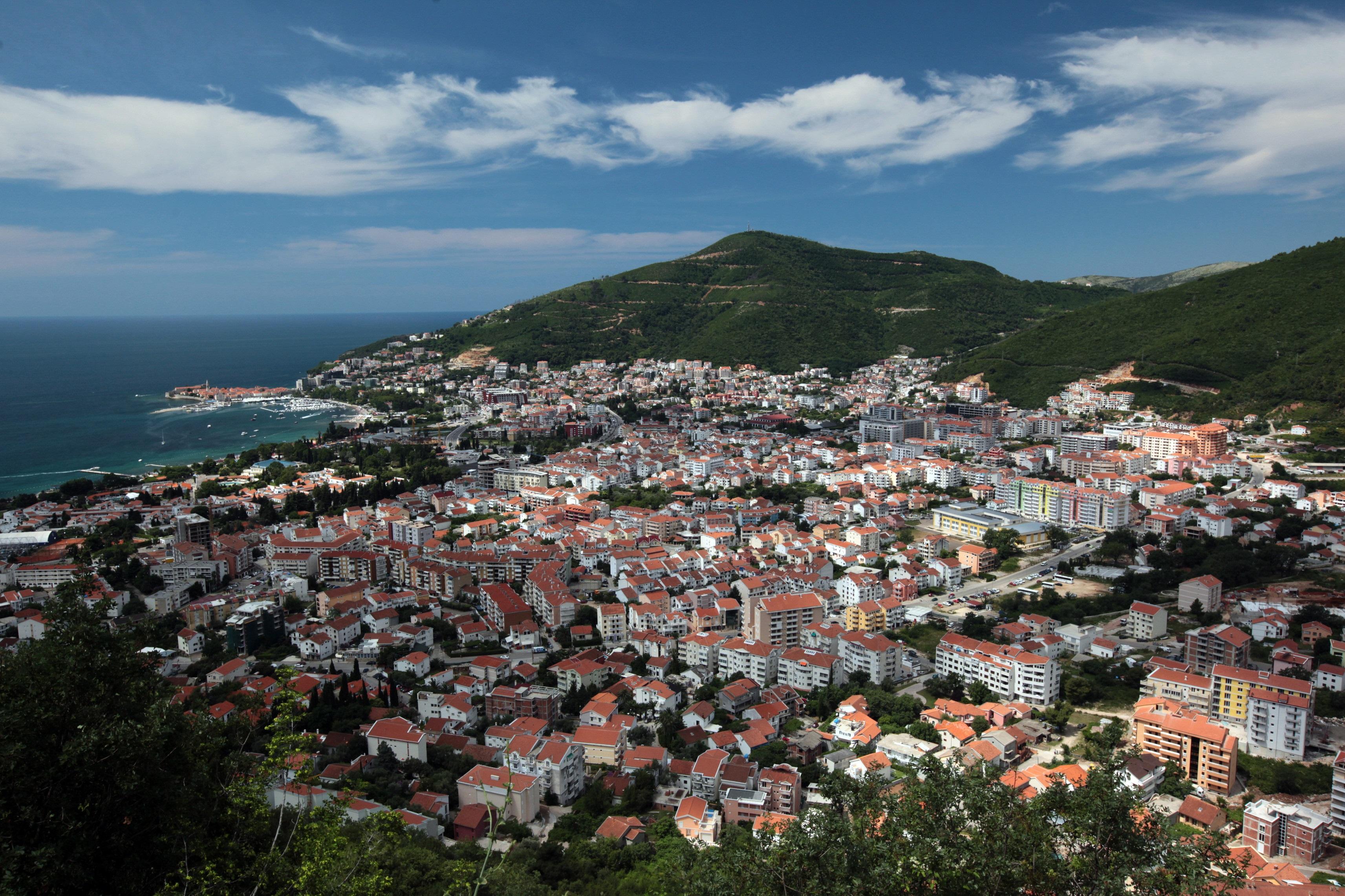 Anunț de ultimă oră pentru rom&acirc;nii aflați &icirc;n Muntenegru! Toți șoferii care circulă &icirc;n această țară trebuie să afle asta