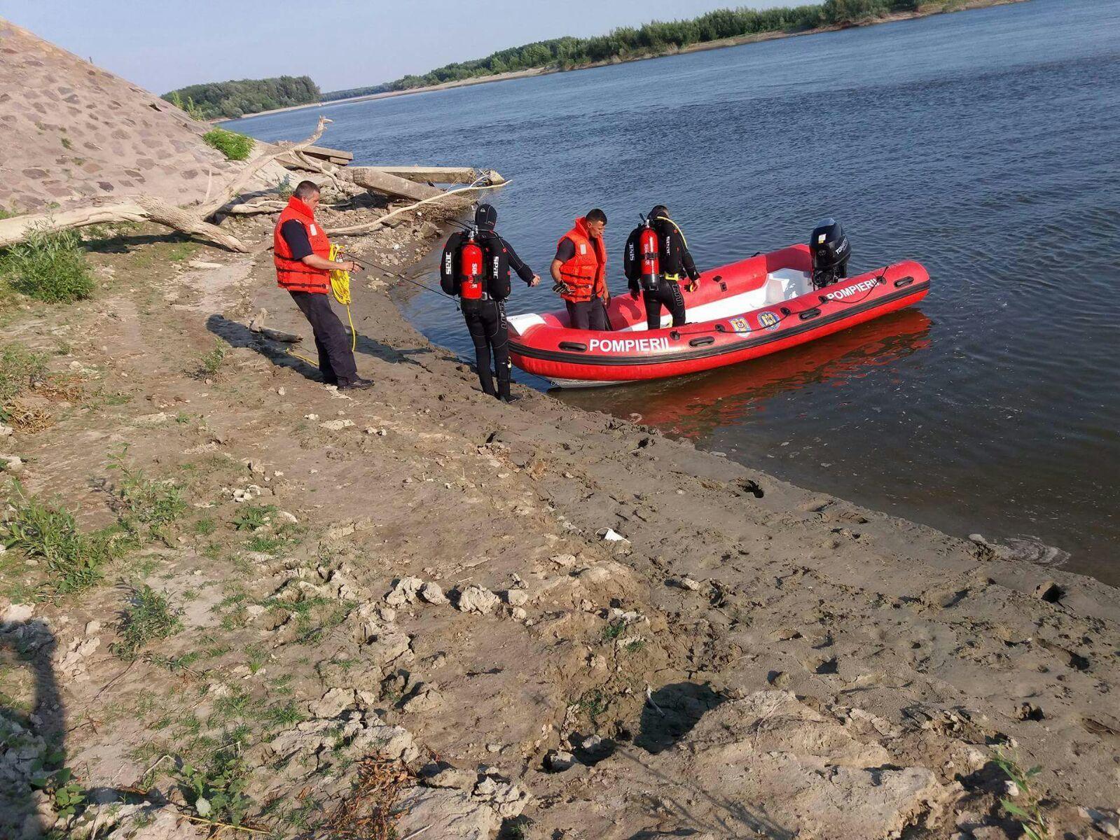 Căutări disperate &icirc;n Brăila! Două fete au fost &icirc;nghiţite de apele Dunării, sub privirile &icirc;ngrozite ale prietenilor