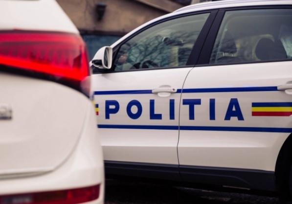 Ce tragedie! O femeie şi un bărbat au murit după ce au căzut de la etaj