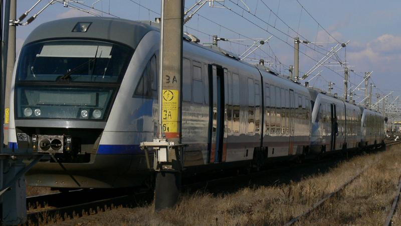 Tren Brașov București