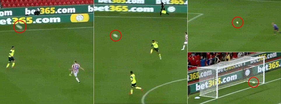 VIDEO: &rdquo;Bănel Nicoliță Reloaded&rdquo;, varianta engleză! Un jucător de la Huddersfield și-a &icirc;nvins propriul portar cu un autogol de poveste