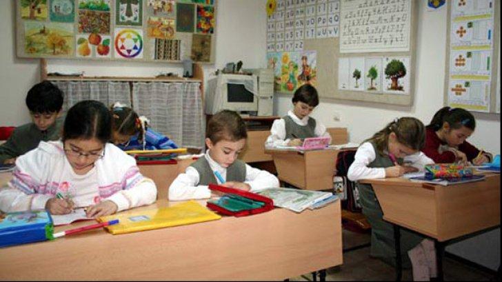 Structura anului școlar 2018 2019. Ce acte sunt necesare de la medicul de familie