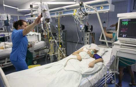 O nouă provocare bagă zeci de tineri în spital! A ajuns și în România. Autoritățile sunt extrem de îngrijorate