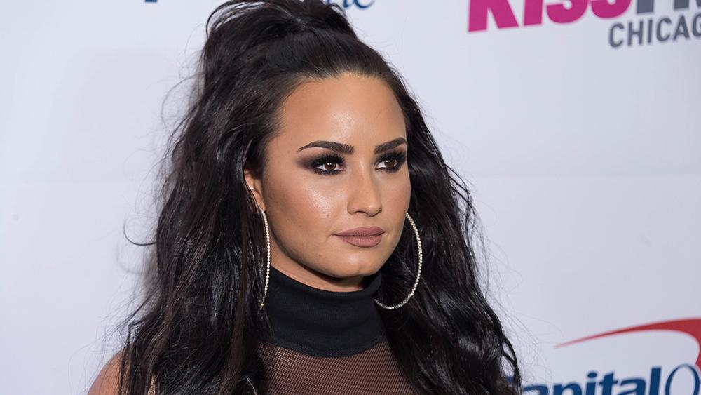 Demi Lovato a rupt tăcerea! C&acirc;ntăreața, primele declarații după ce a ajuns la spital &icirc;n urma unei supradoze: &rdquo;Dependența e ceva ce nu dispare sau se estompează odată cu trecerea timpului!&rdquo;