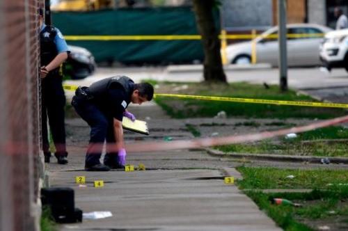 Așa ceva ai văzut doar &icirc;n filme! S-a tras pe stradă! Cinci persoane au murit şi alte 40 au fost rănite