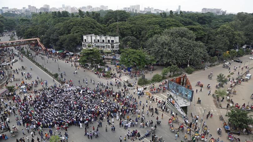 Această țară ar putea introduce PEDEAPSA CAPITALĂ pentru accidentele rutiere. Totul se &icirc;nt&acirc;mplă după protestul a zeci de mii de elevi și studenți