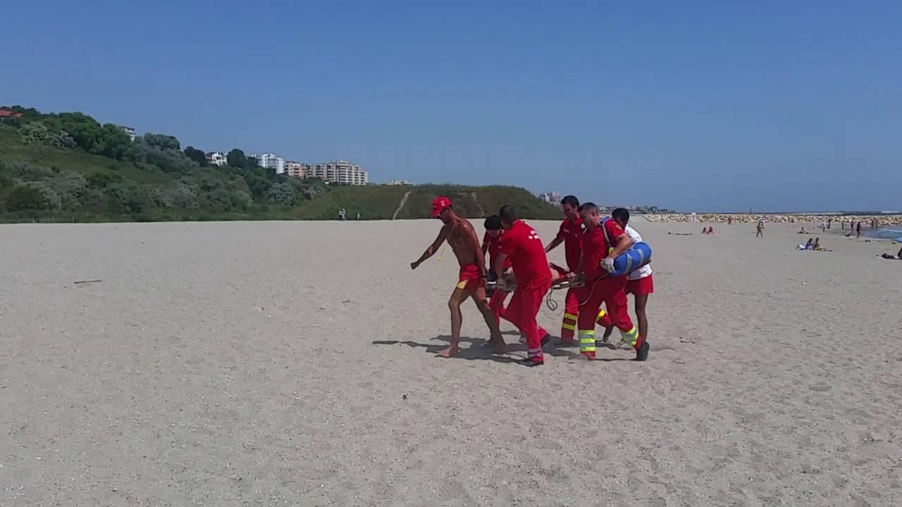 TRAGEDIE pe o plajă din Constanța! Un copil &icirc;n v&acirc;rstă de 11 ani, decedat