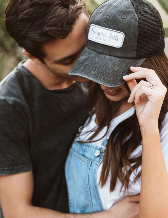 Iubit sau prieten? Află ce spun astrele despre dragoste &icirc;n luna AUGUST