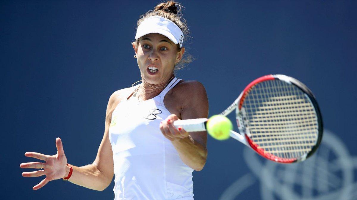 Mihaela Buzărnescu, de neoprit &icirc;n circuitul WTA! Victorie superbă la Rogers Cup! Urmează un meci cu o jucătoare de top