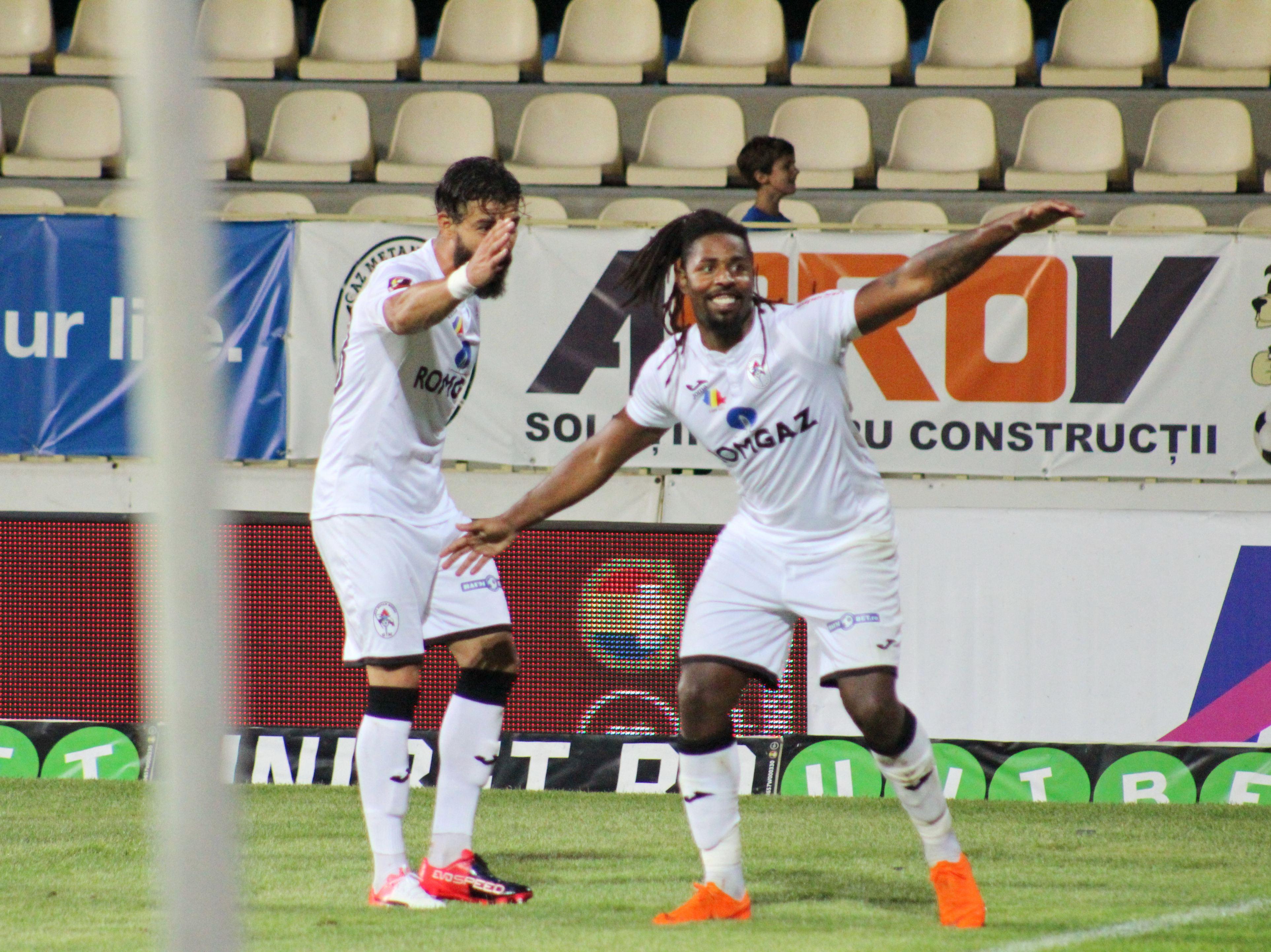 Gigi Becali a anunțat că l-a luat pe Carlos Fortes, golgheterul Ligii 1. Jucătorul de la Gaz Metan Mediaș a reacționat: &rdquo;Nu vă faceți griji&rdquo;