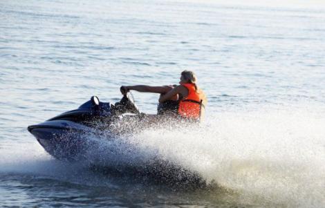 ULTIMĂ ORĂ! Două persoane, &icirc;ntre care un copil, au fost rănite &icirc;ntr-un accident la malul mării, &icirc;n Mamaia! &Icirc;n ce stare se află