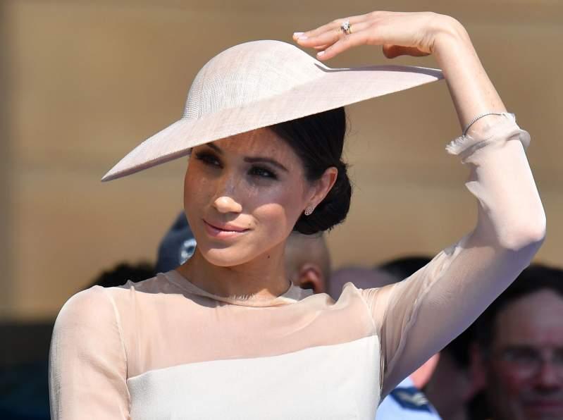 SCHIMBAREA URIAȘĂ pe care a suferit-o Meghan Markle la filmări, &icirc;nainte de a se afla despre prințul Harry