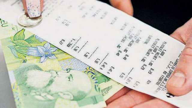 O chelneriță a primit bacșișul &icirc;n plic și nu l-a deschis p&acirc;nă acasă! C&acirc;nd a văzut ce era a izbucnit &icirc;n lacrimi!