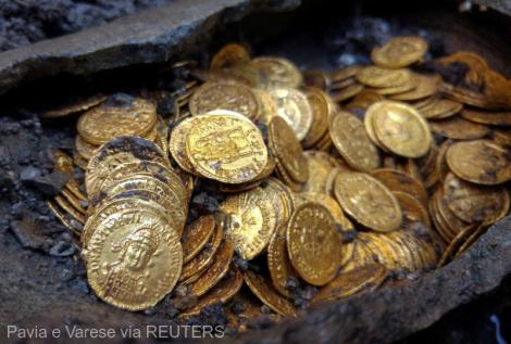 Comoara de sub teatru! Sute de monede din aur au fost găsite în subsolul unui teatru din Italia!