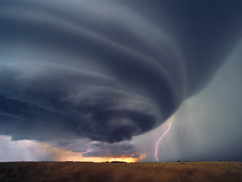 5 cele mai puternice și devastatoare furtuni. Uraganul Florence le va depăși?