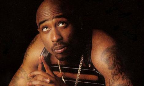 Ipoteză șocantă la 22 ani de la moartea lui Tupac Shakur. Se presupune că rapperul ar trăi