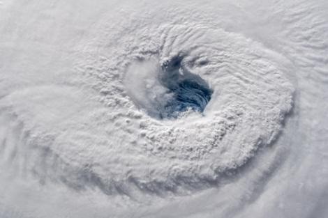 Imagini SPECTACULOASE cu uraganul Florence, publicate de NASA. Teribilul impact este foarte aproape - VIDEO
