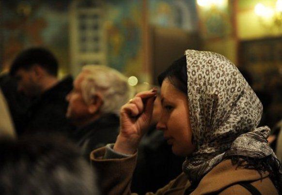 &Icirc;nălțarea Sfintei Cruci, 14 septembrie. De ce ne &icirc;nchinăm?