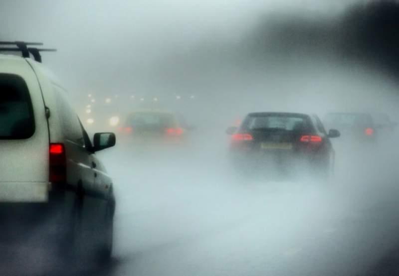 Anunț de ULTIMĂ ORĂ de la meteorologi! Mare atenție, șoferi! Este Cod GALBEN de ceață în două județe