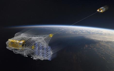 Orbita Pământului este plină de "gunoi spaţial". Un satelit britanic va face curăţenie folosind o plasă gigantică