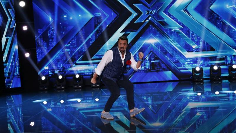 Horia Brenciu, cucerit de ritmurile de pe scena „X Factor”! „Probabil că fetele din sală au observat mișcările mele”