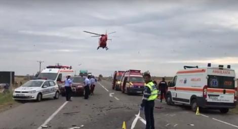 Plan Roșu de intervenție, cu pompieri și elicopter SMURD! Patru persoane au murit într-un accident CUMPLIT, în județul Vrancea (VIDEO)