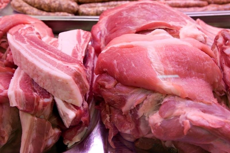 Lovitură pentru sute de mii de rom&acirc;ni! Ce se &icirc;nt&acirc;mplă cu prețul cărnii de porc, după ce pesta a făcut ravagii &icirc;n țară