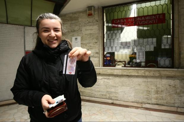 Atenție, bucureșteni! Se schimbă cartelele de la metrou! Cum vor arăta noile tichete din 1 octombrie!