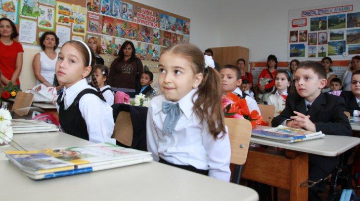 Anul școlar 2018-2019: Noi reguli pentru elevi, din 10 septembrie, c&acirc;nd se &icirc;ntorc la școală