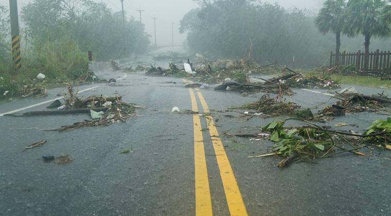 Ciclon periculos &icirc;n Rom&acirc;nia! Rupere de nori și ploi cu grindină &icirc;n mai multe zone din țară
